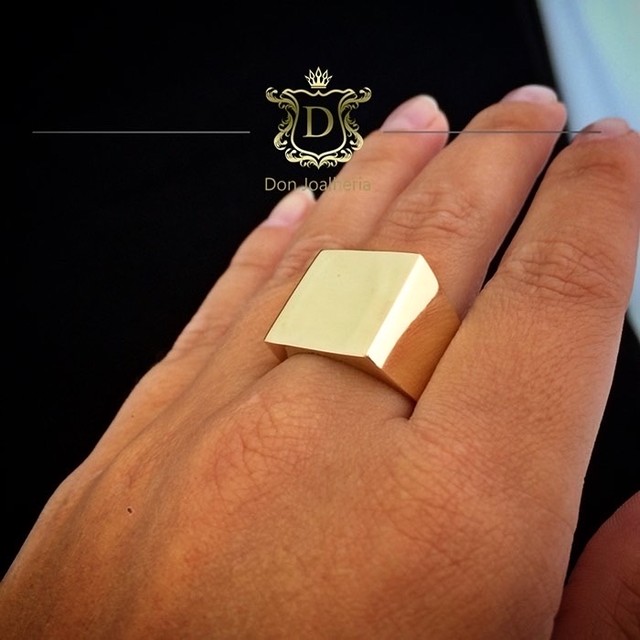 Anel em ouro 18k 