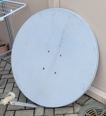 Antena 90 cm banda Ku