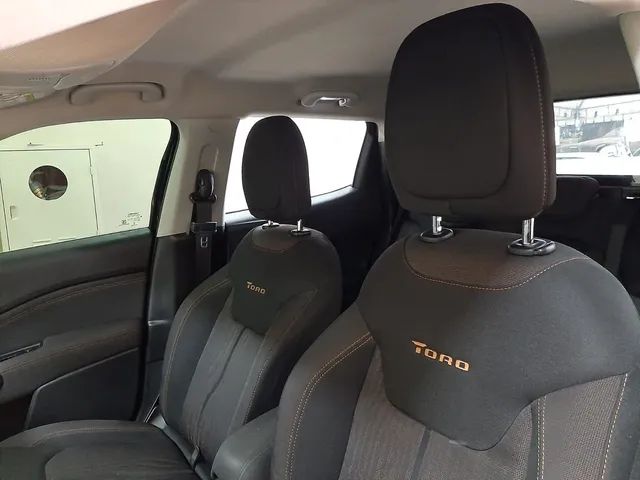Fiat Toro Volcano 2.0 diesel AT9 4x4 - Foto 7
