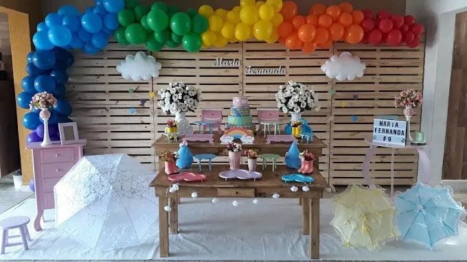 Loja de decoração Infantil, mesas, aparadores de doces, pelúcias, temas - Foto 3