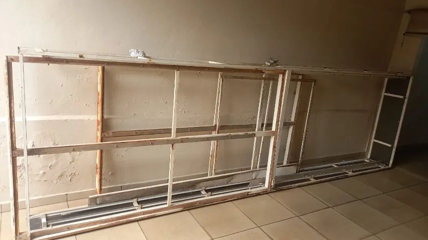 Armação retratil para telhado toldo - Foto 3