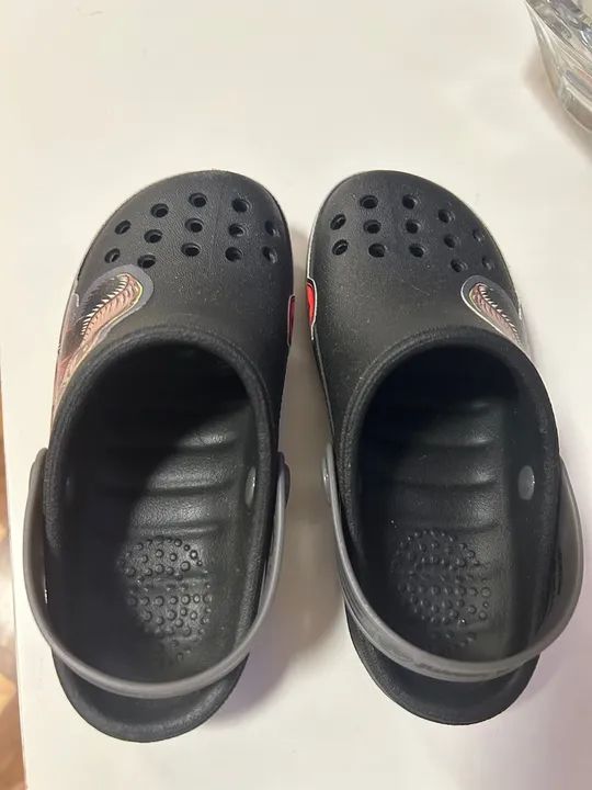 Chinelos croc Jurassic World -  - Foto 4