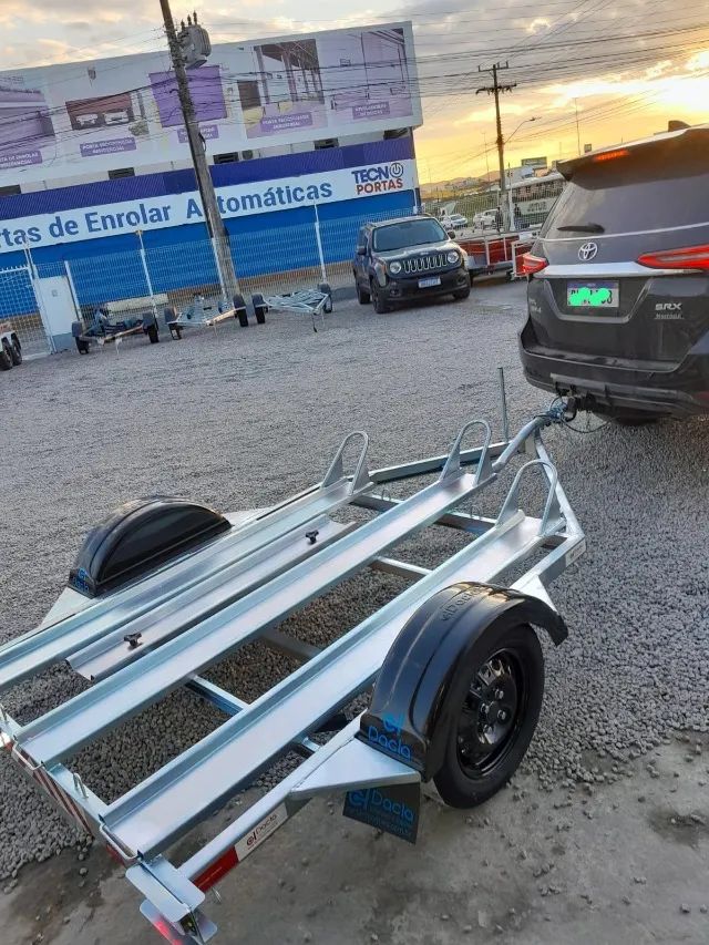 CARRETINHA PARA ATÉ 3 MOTOS REBOQUE PLATAFORMA DE MOTO - Foto 2