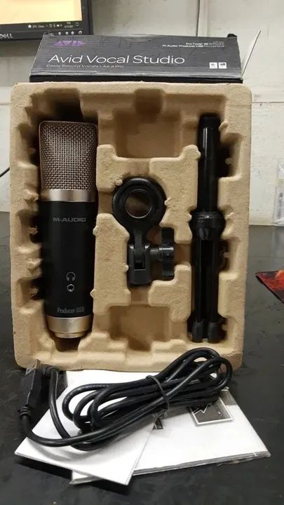 Microfone c/ Interface USB M-audio Avid Vocal Stúdio