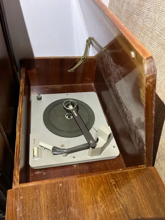 Vitrola Radiola Philips FR 680-A - Foto 3