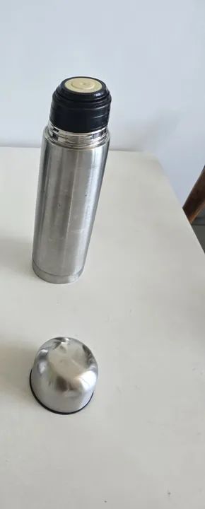 Garrafa Térmica Inox 500ml Para Água Café Chá Com Click Top - Foto 3