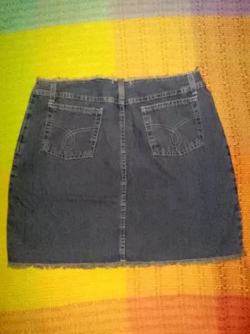 2 SHORTS & 1 SAIA JEANS N°40.