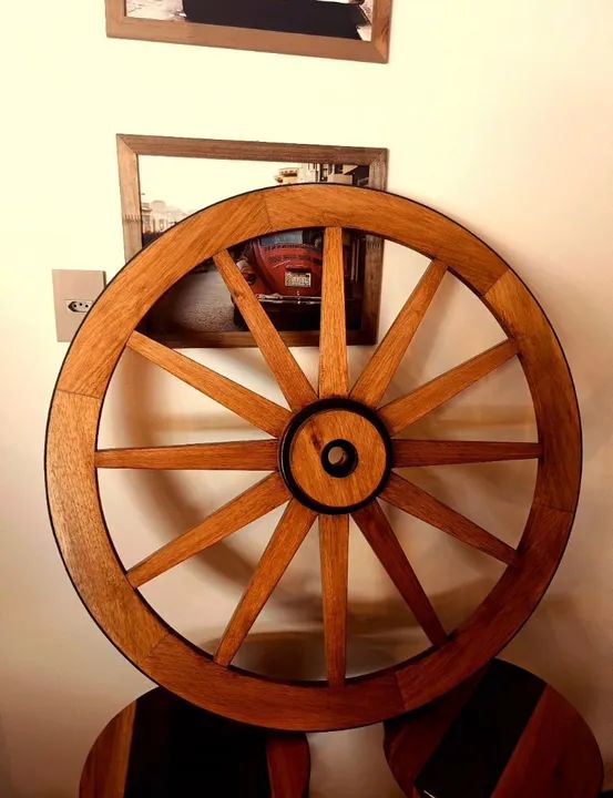 roda de carroça gigante 90cm para decoração - Foto 4