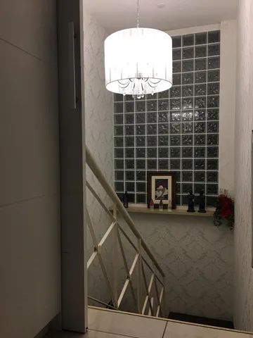 Lustre Pendente Redondo de Cristal com Candelabro para 8 lâmpadas . Cromado 