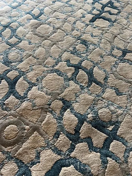 Tapete Decorativo 3,23 x 2,00 - recem lavado - está limpo - Bege e Azul - Foto 3