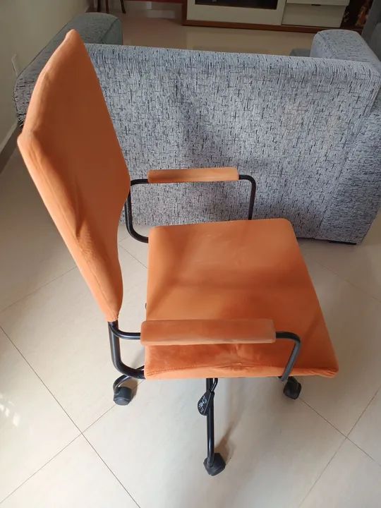 High-Back Executive Office Chair - Etna Store
