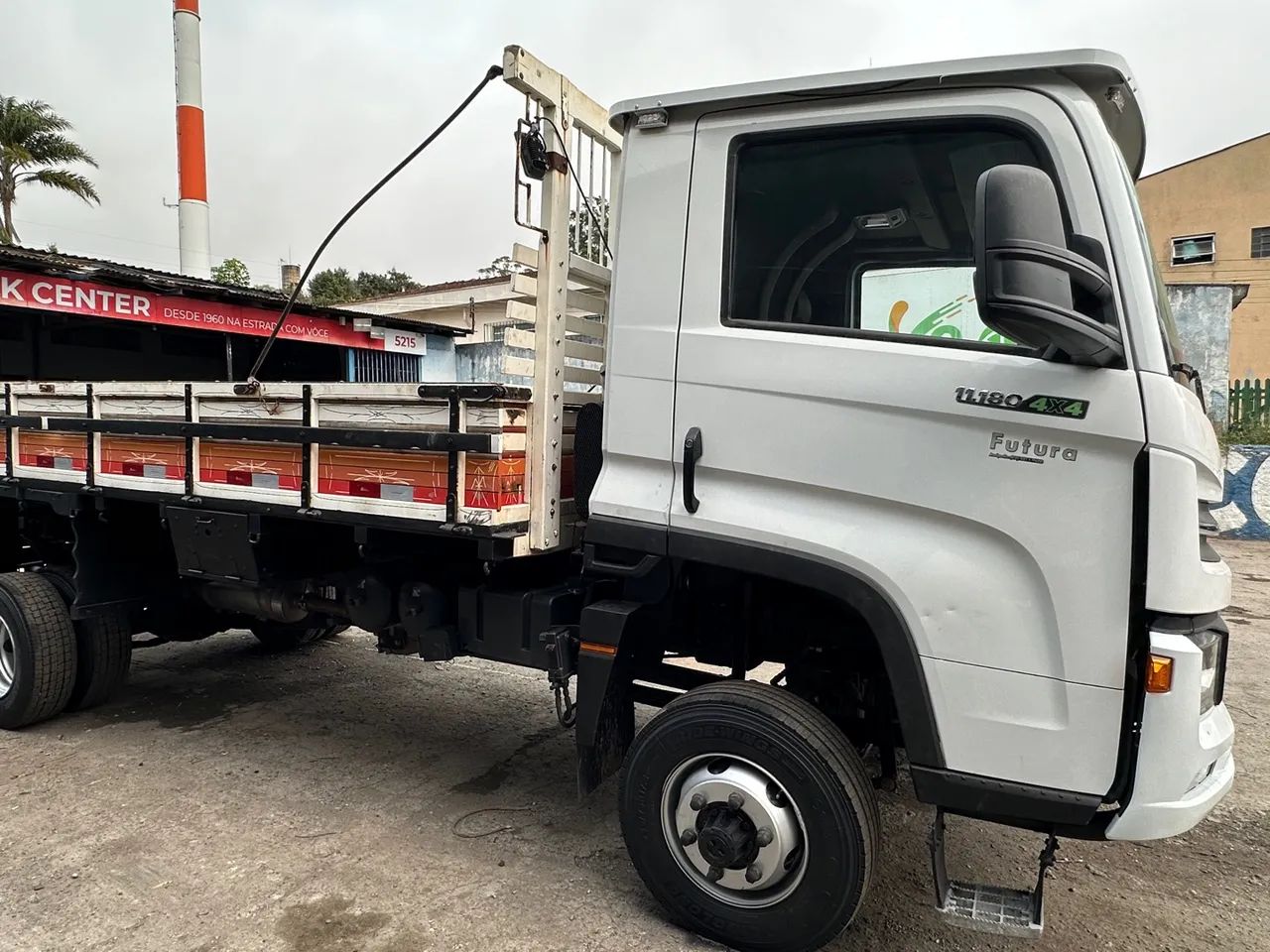 Vw 11180 2022 4x4 traçado carroceria offroad  - Foto 12