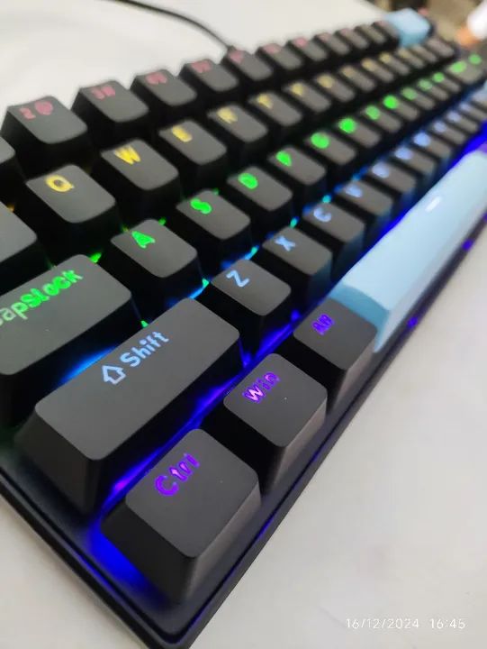 Teclado Mecânico 60% RGB SKYLION SWITCH BLUE - Foto 2
