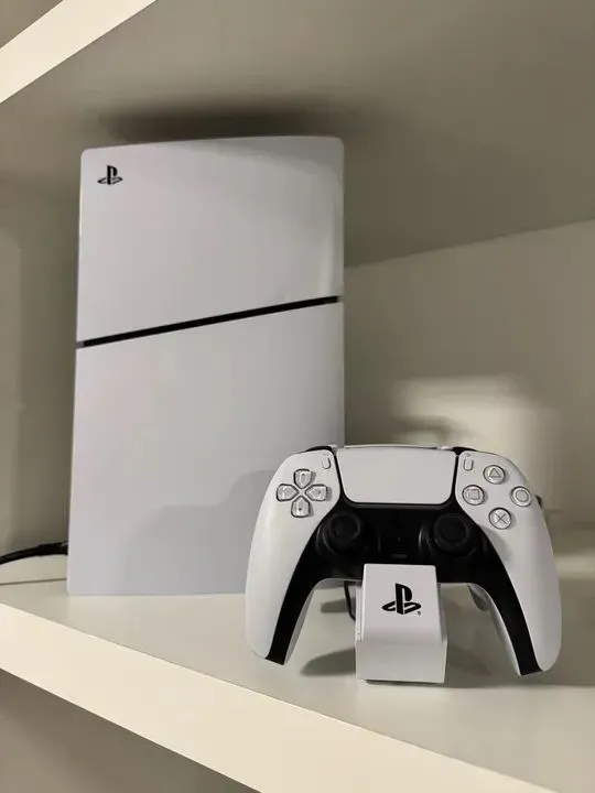 PlayStation 5 Slim (Parcelado até 12x)