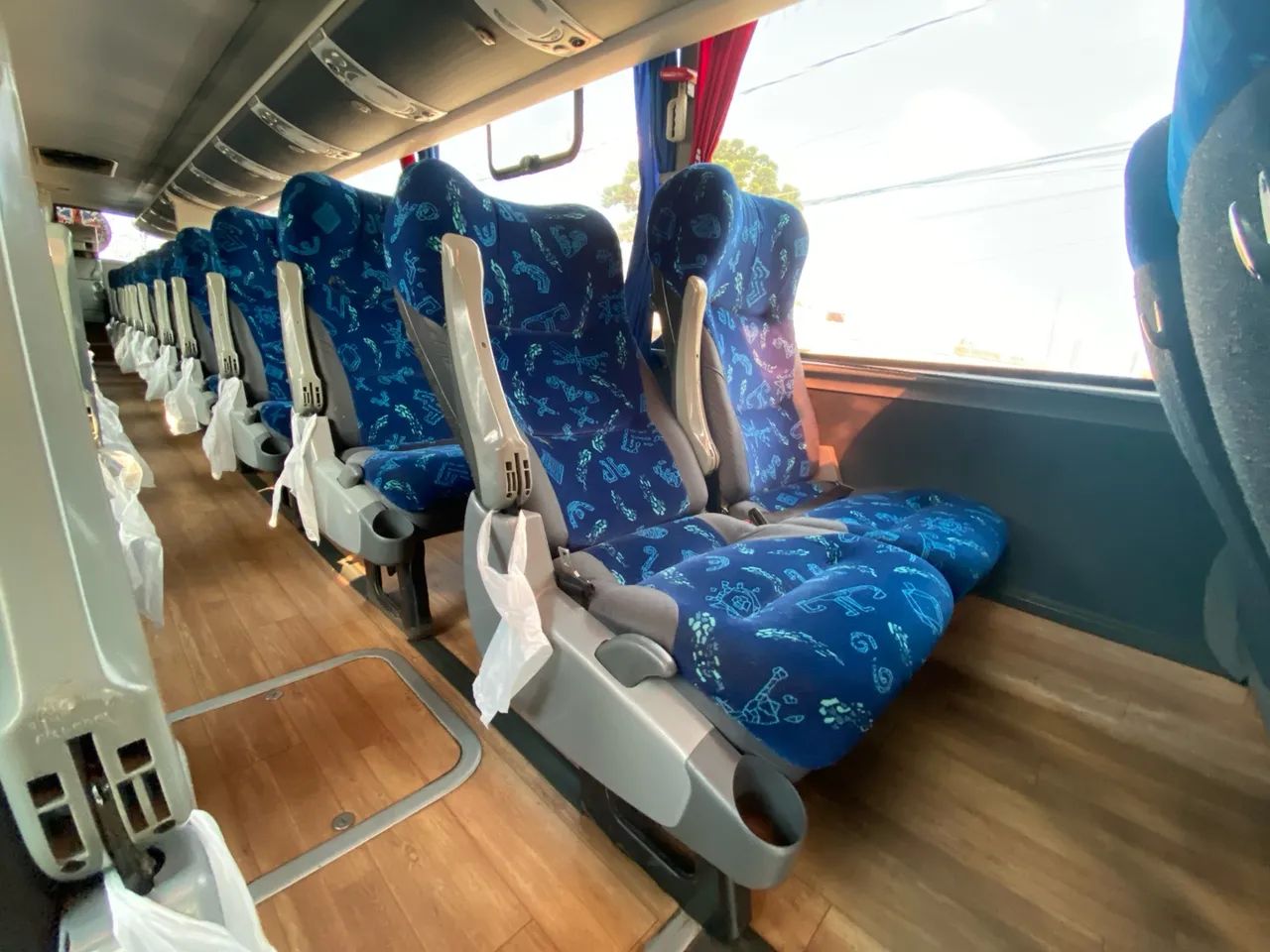 PARADISO G7 1200 TOCO 4x2 SCANIA K340 2010/10 - Foto 4