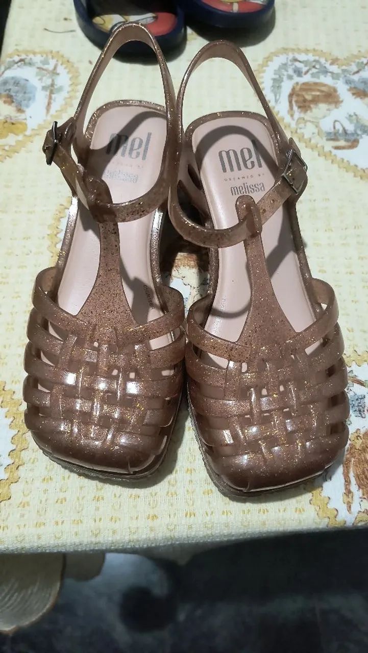 Sandália Infantil Glitter Dourada - Foto 2