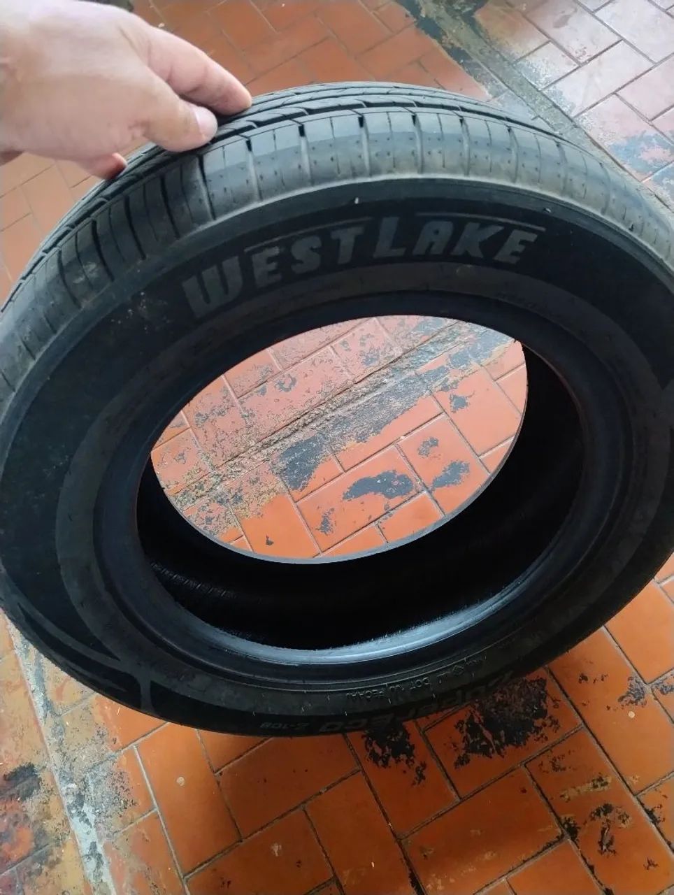 Pneu Aro 14 185  60  (82H) Marca Westlake  - Foto 4
