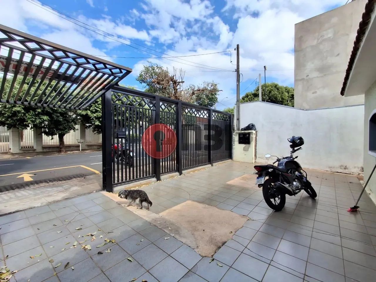 Casa residencial próximo ao centro da cidade, aeroporto, 2 quartos, sala, copa - Foto 3