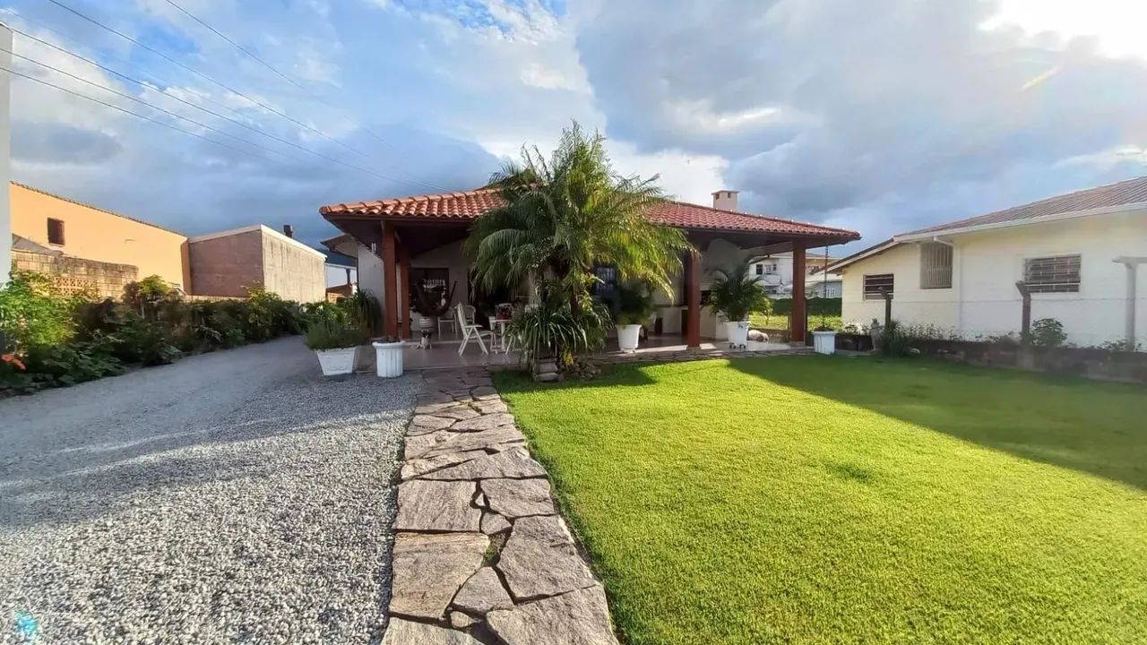 Chácara para aluguel com 4 quartos 1 suíte, 220,7m² em Aririú da Formiga Palhoça - Foto 2
