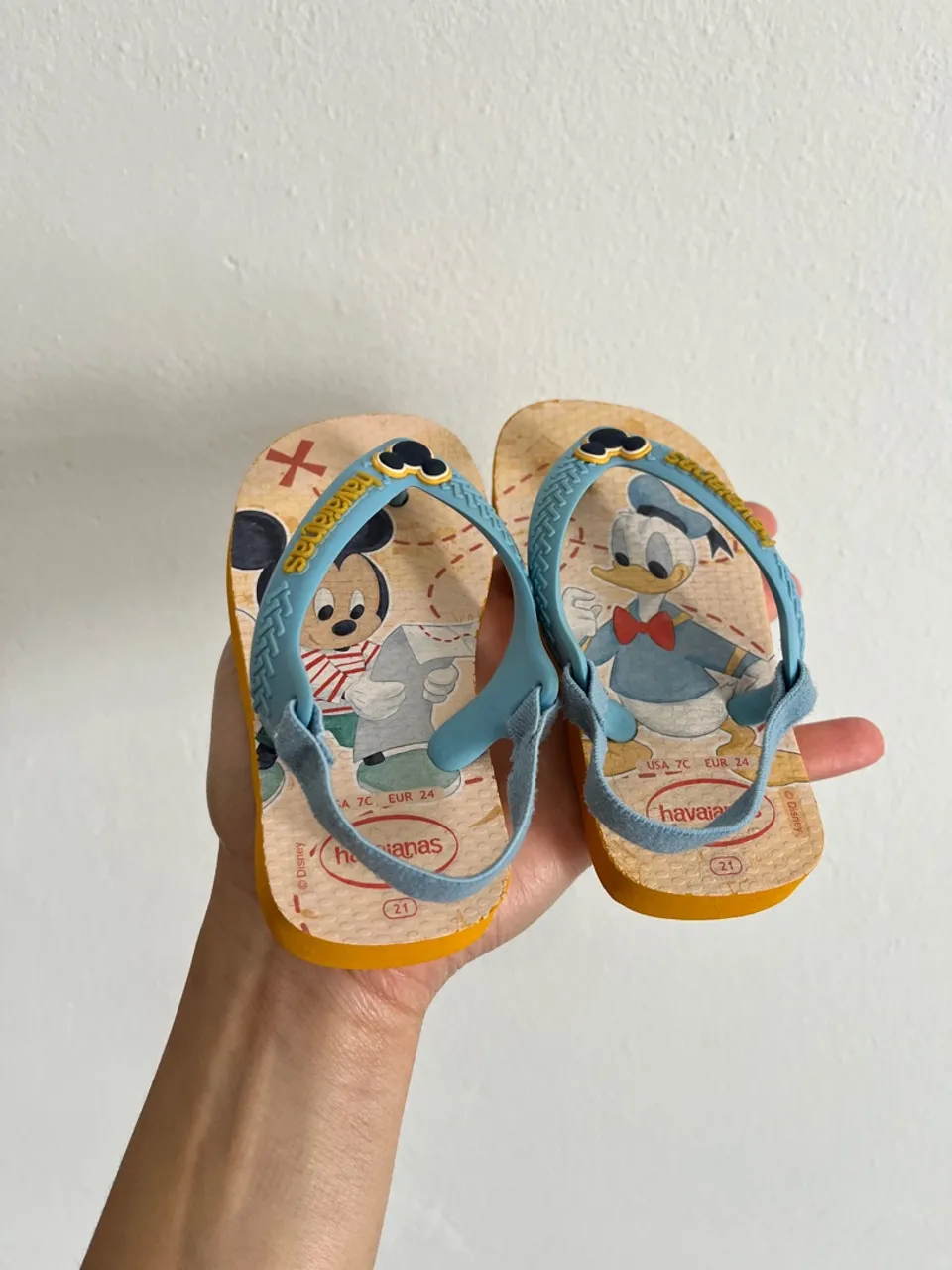 Chinelo Havaianas Infantil Mickey e Donald