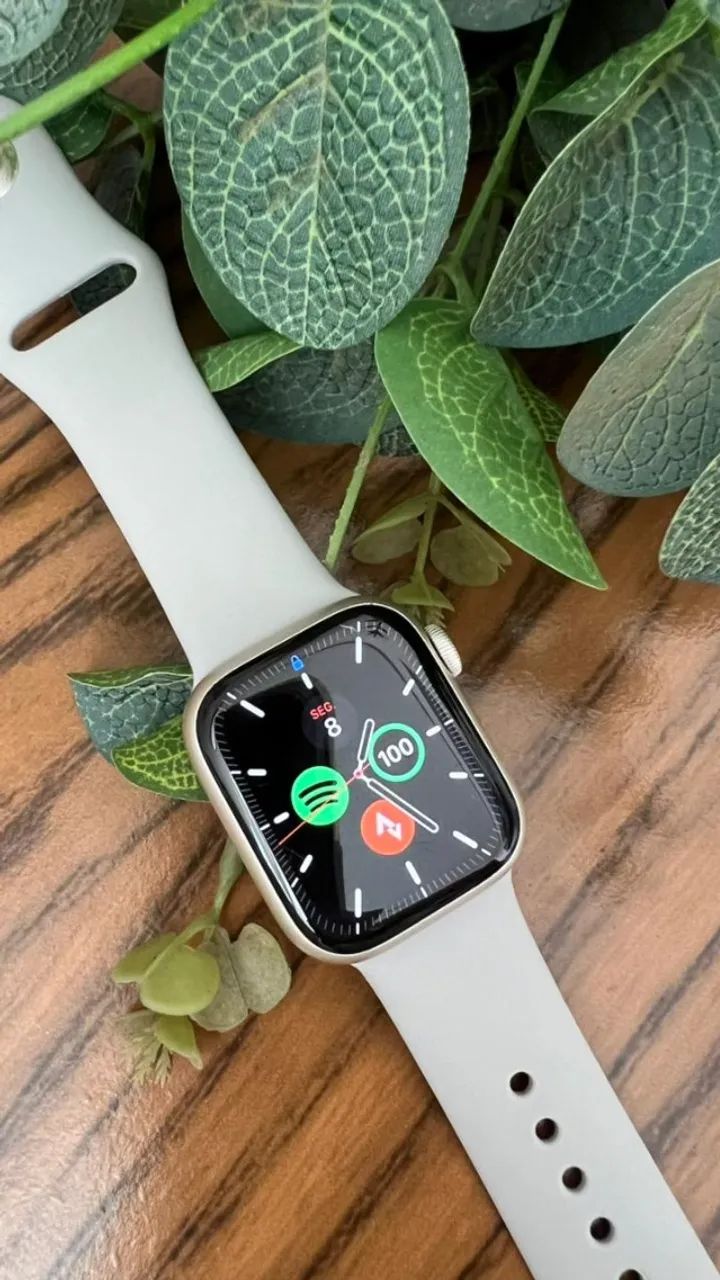 Apple Watch Series 7 (GPS + Celular) - 41mm