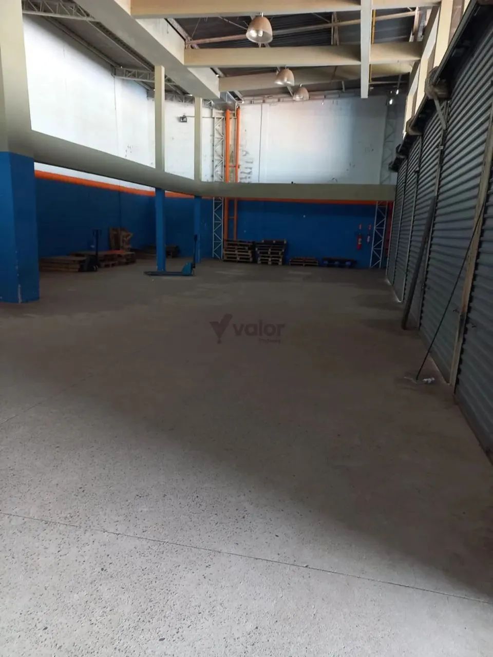 Barracão à venda em Campinas, Jardim Eulina, com 575 m² - Foto 2