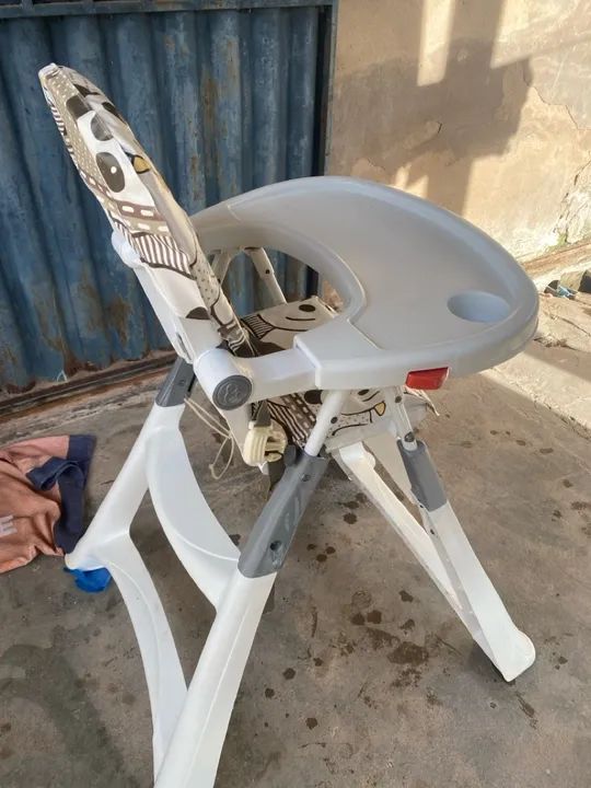 Cadeira de alimentaca burigotto - Foto 4