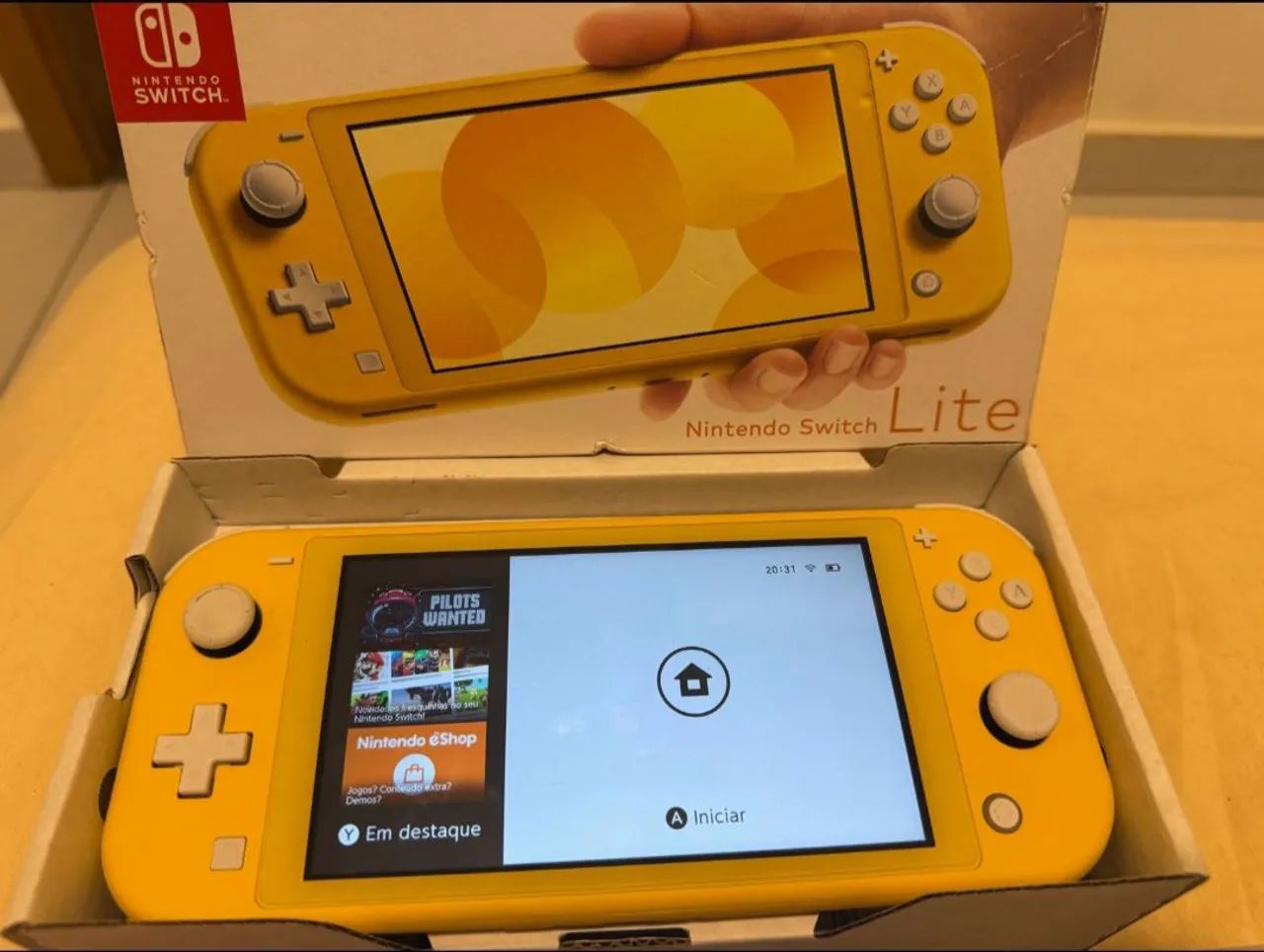 Nintendo Switch Lite Amarelo