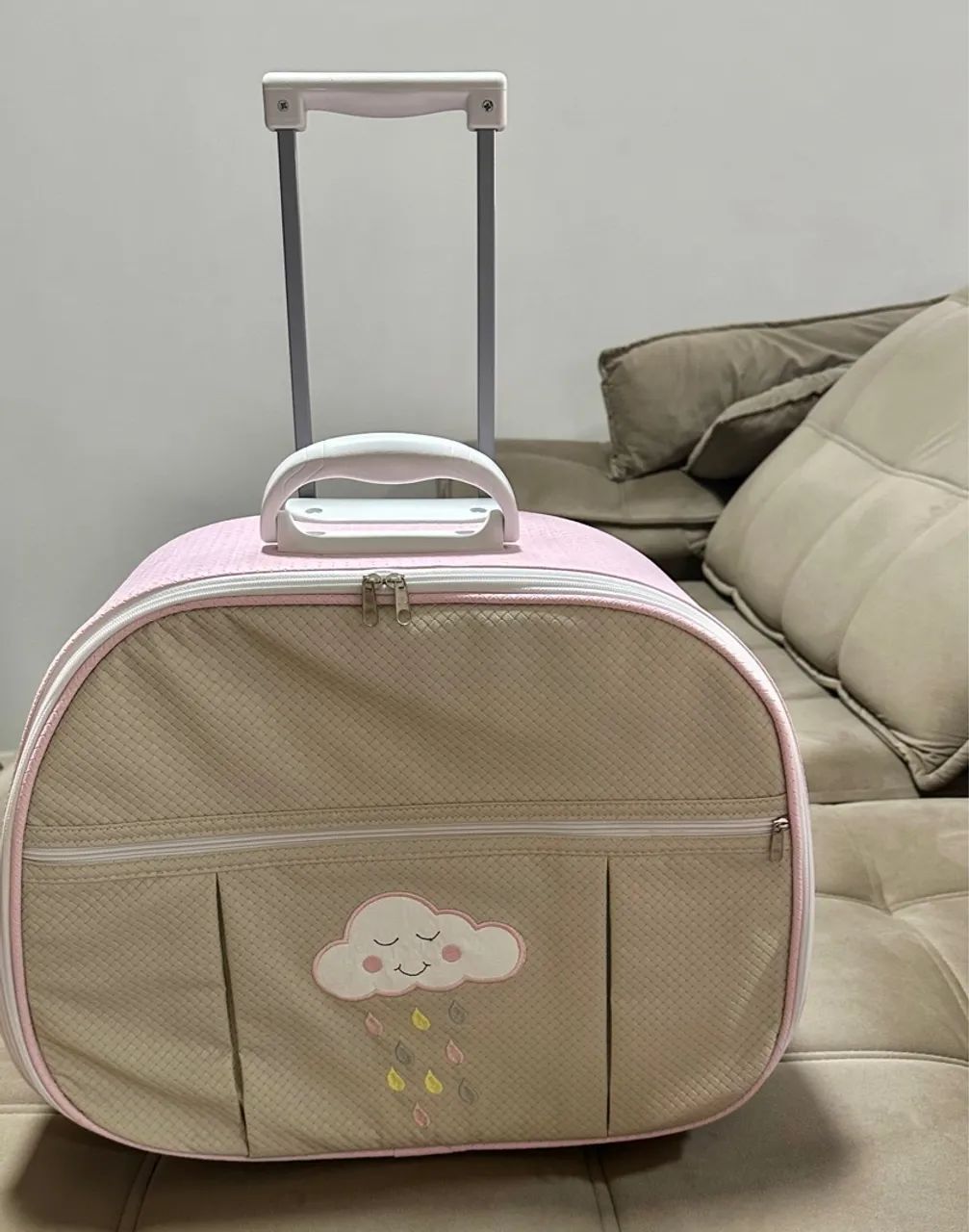 Mala de maternidade com detalhes de nuvem - Foto 2