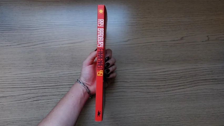 Fahrenheit 451 - Ray Bradbury (usado) - Foto 4