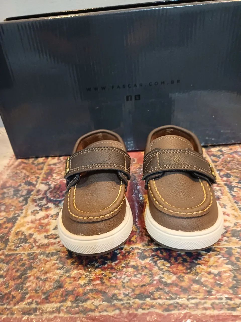 Sapato infantil Klin novo , marron , tam.19.