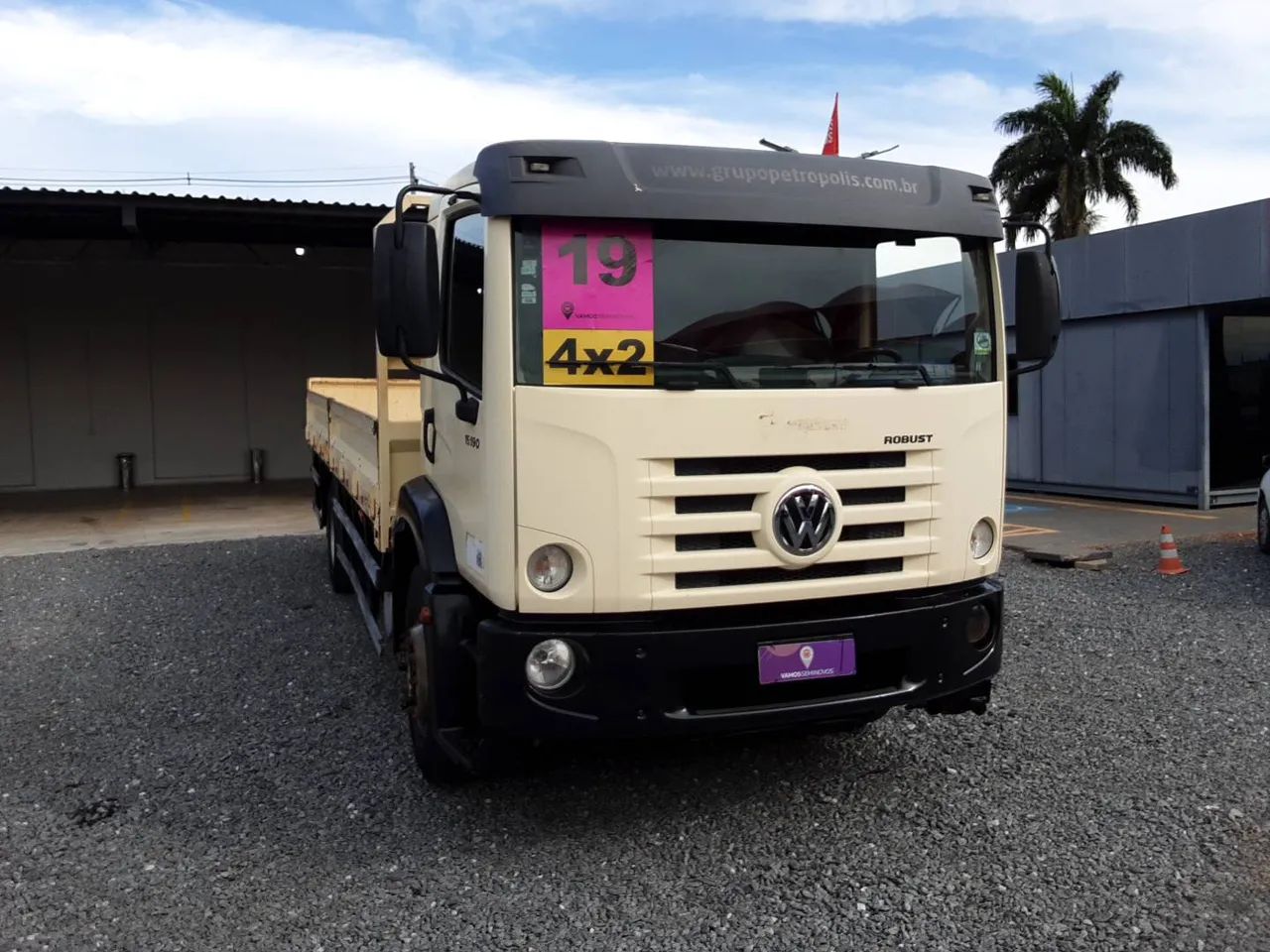 Volkswagen 15.190 E Constellation 2p (diesel)(E5) 2018/2019 Vamos Seminovos GOIANIA