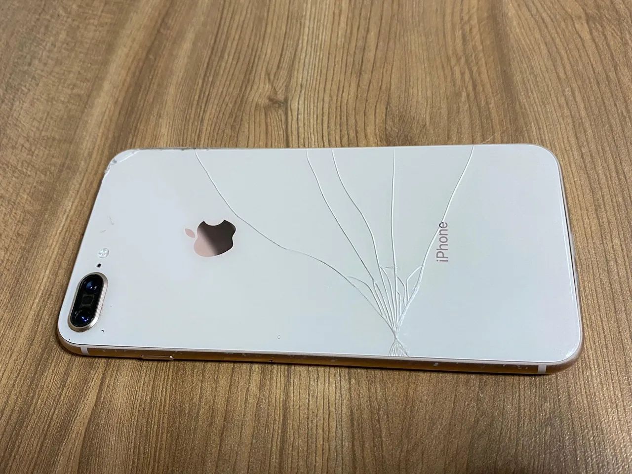 iPhone 8plus 64gb? Vender ligeiro 