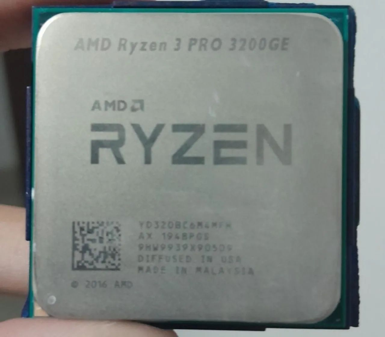 Processador AMD Ryzen 3 PRO 3200GE