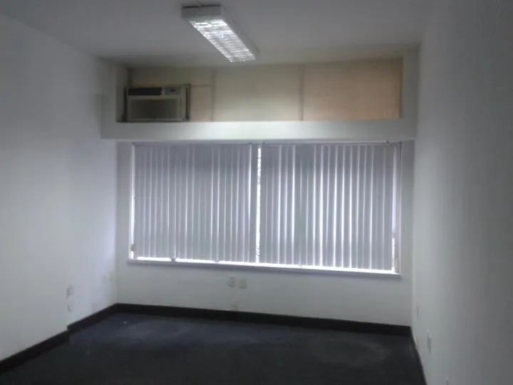 Comercial/Industrial de 27 metros quadrados no bairro Centro