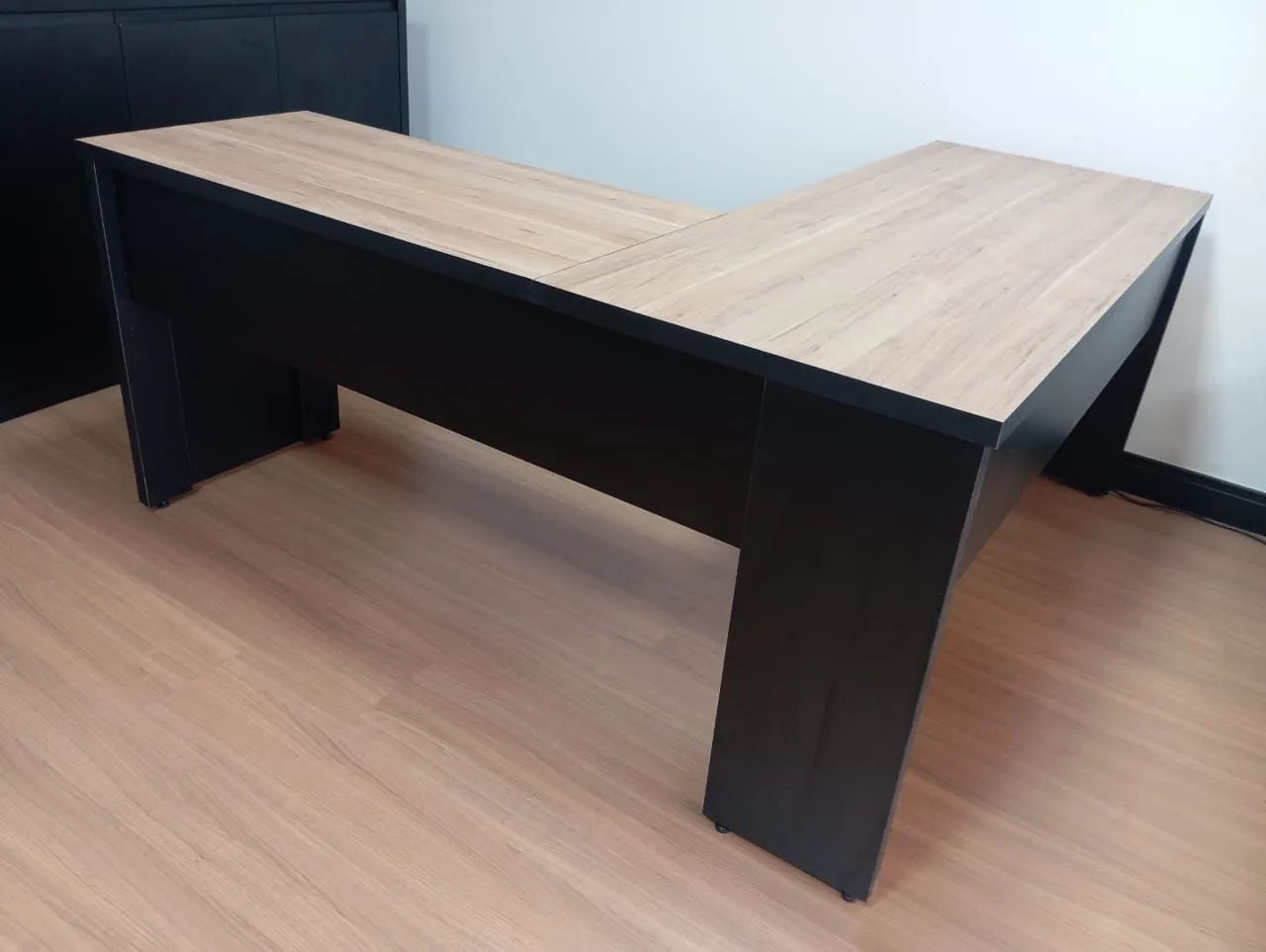 MESA EM L 1,40X1,40X0,60 NOVA***LEIA A DESCRIÇÃO*** - Foto 2