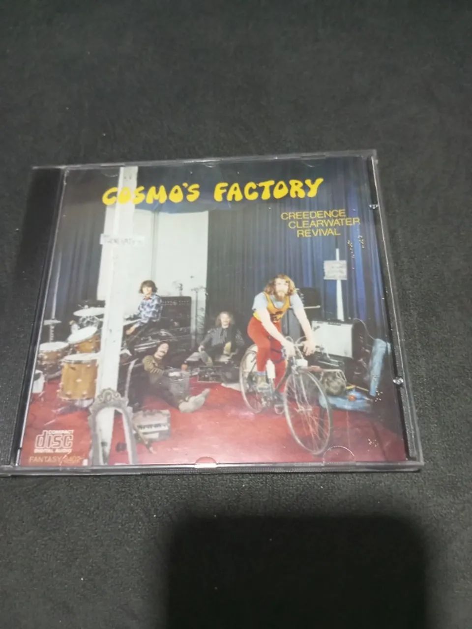 CD CREEDENCE CLEARWATER REVIVAL - COSMOS FACTORY 