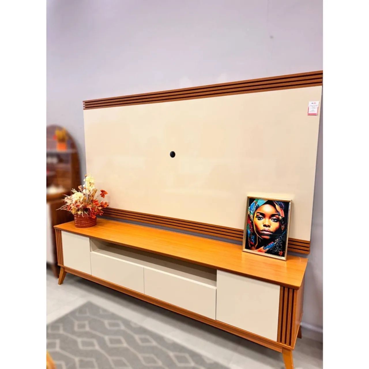 Rack Com Painel Legacy 2.0 75 Polegadas - Off White/Cedro