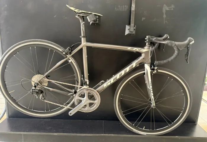  Bicicleta Scott CR1 PRO