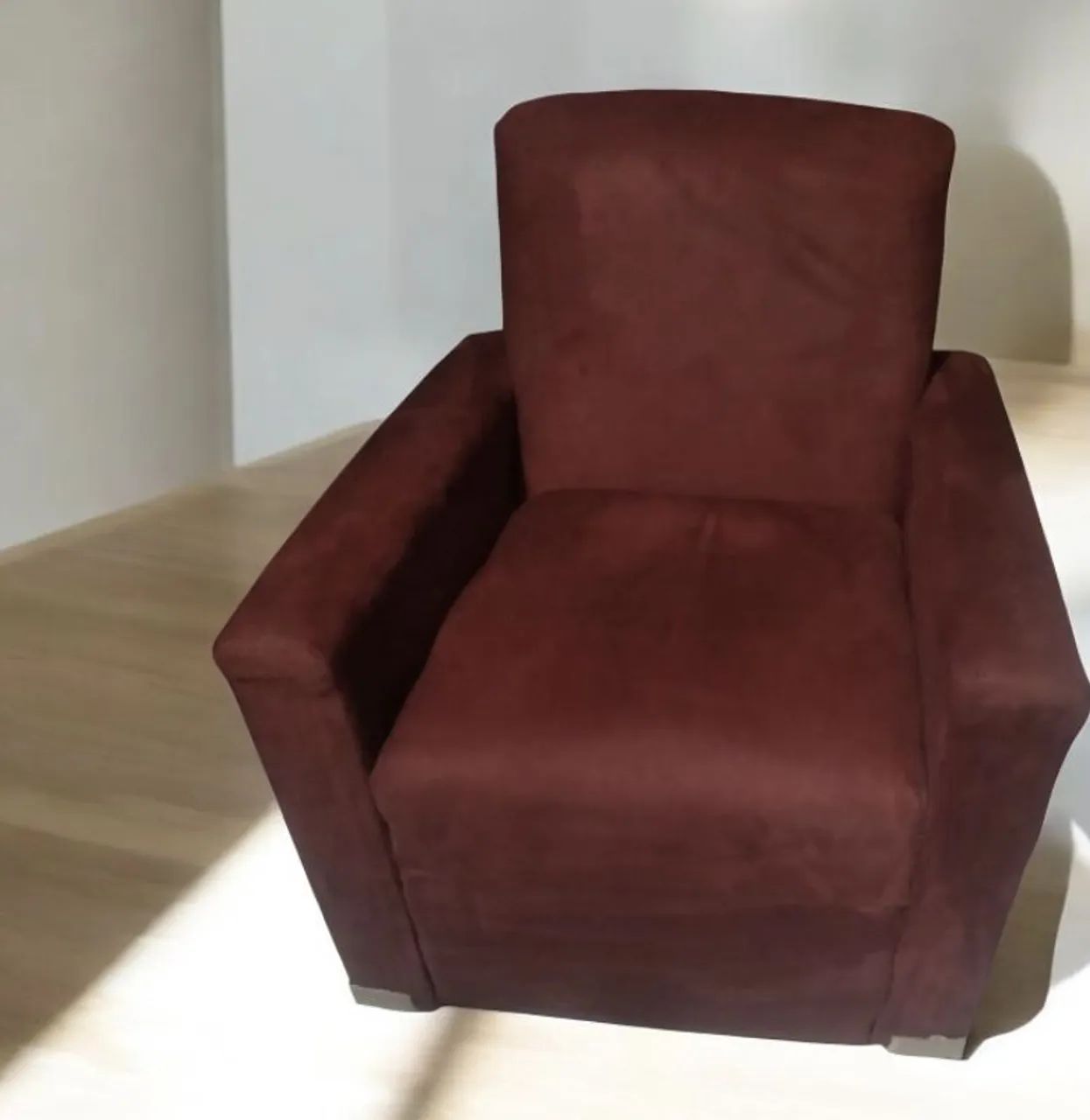 Poltrona decorativa cores a escolher 
