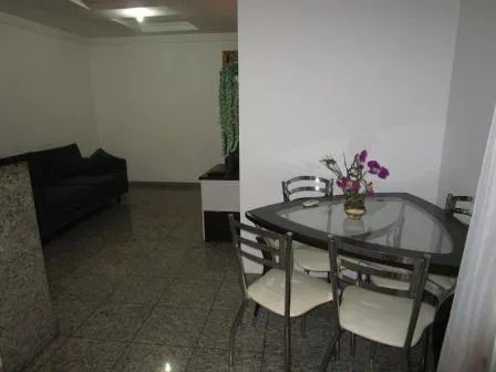 Lindo e Mobiliado de 02 quartos no Miolo de Icaraí
