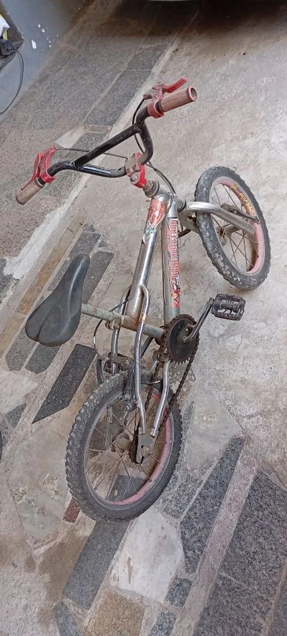 OFERTA IMPERDÍVEL!!! Bicicleta infantil aro 16  - Foto 2