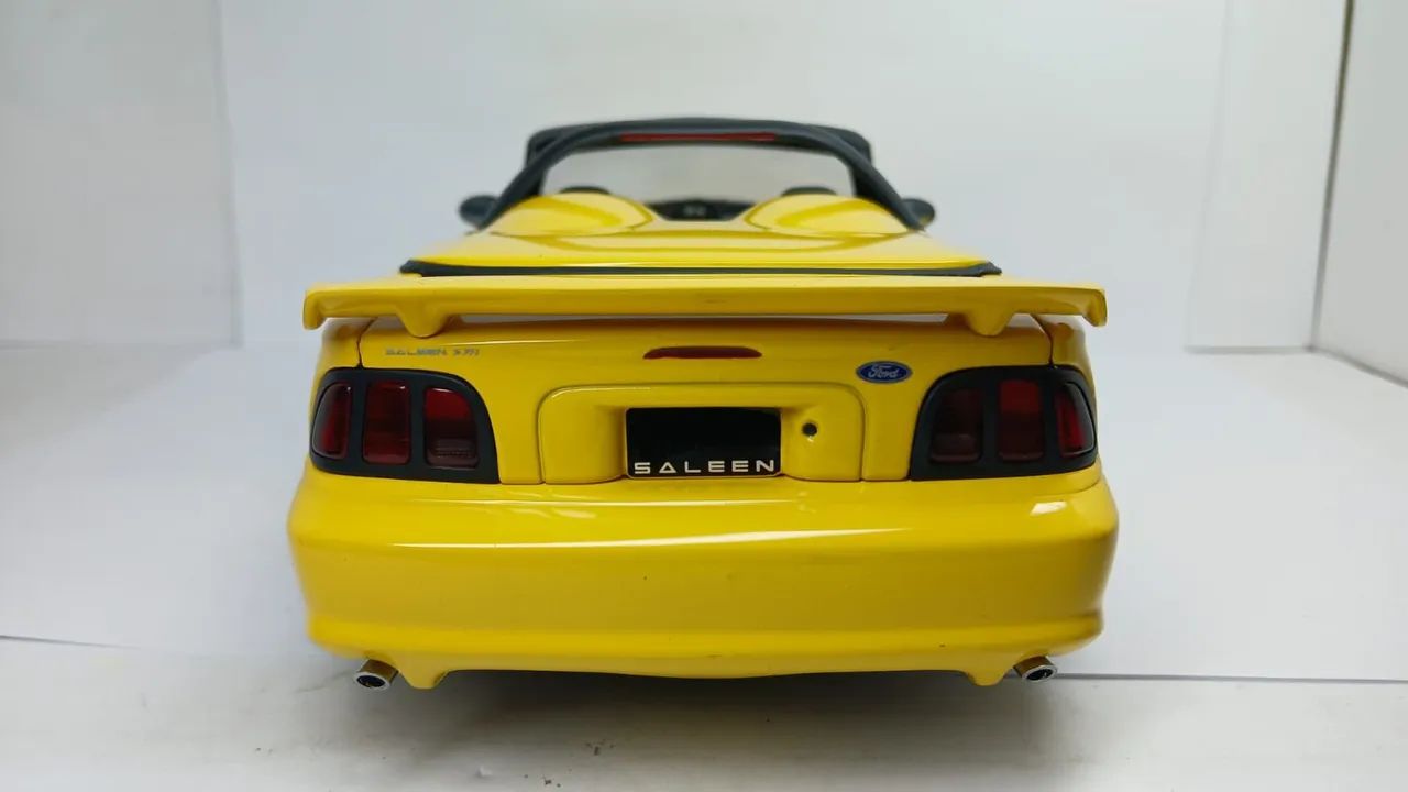 Miniatura Ford Mustang Saleen S351 1/18 - Foto 4