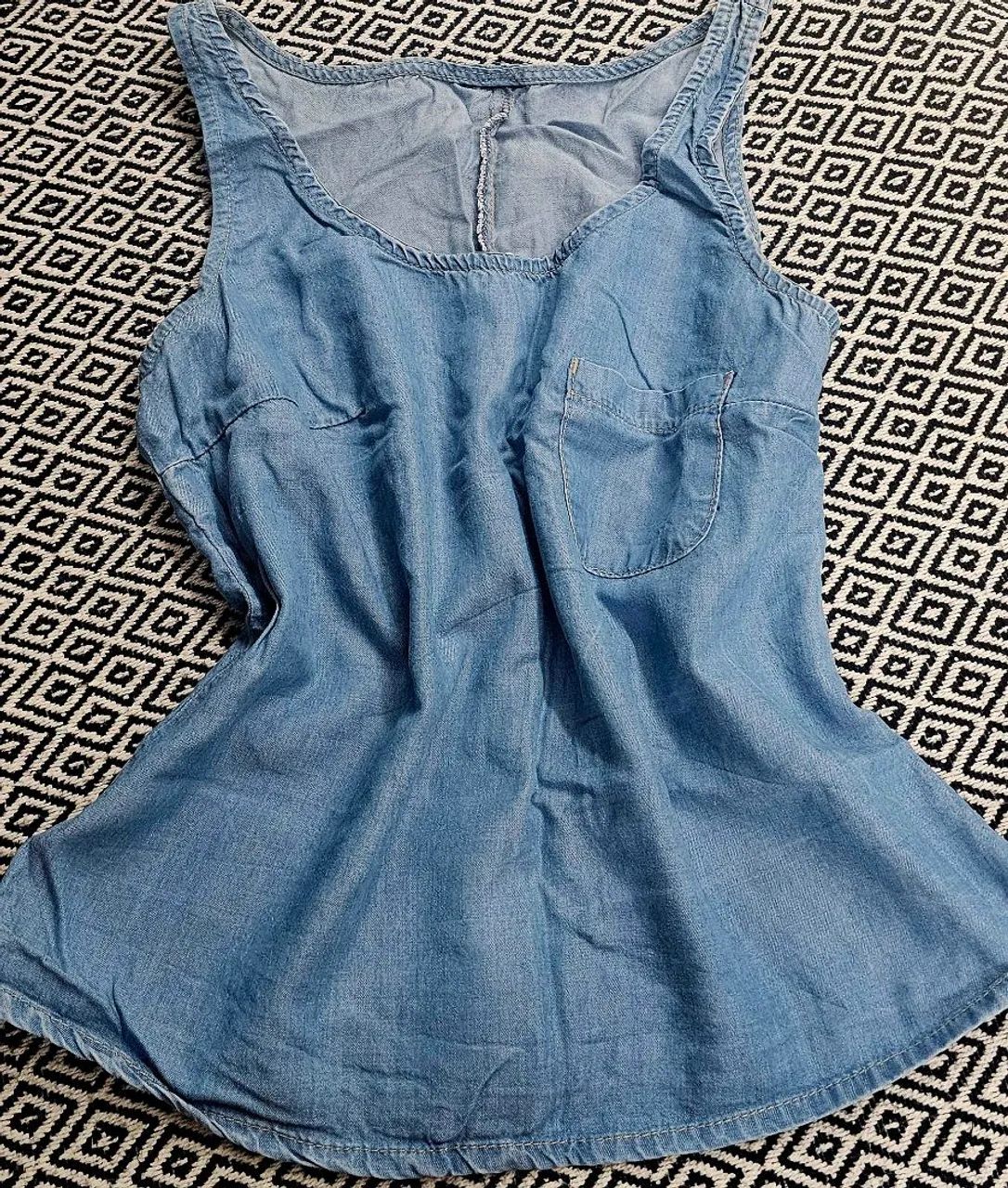 Lindas blusas e cropped super novas griffs diversas - Foto 5
