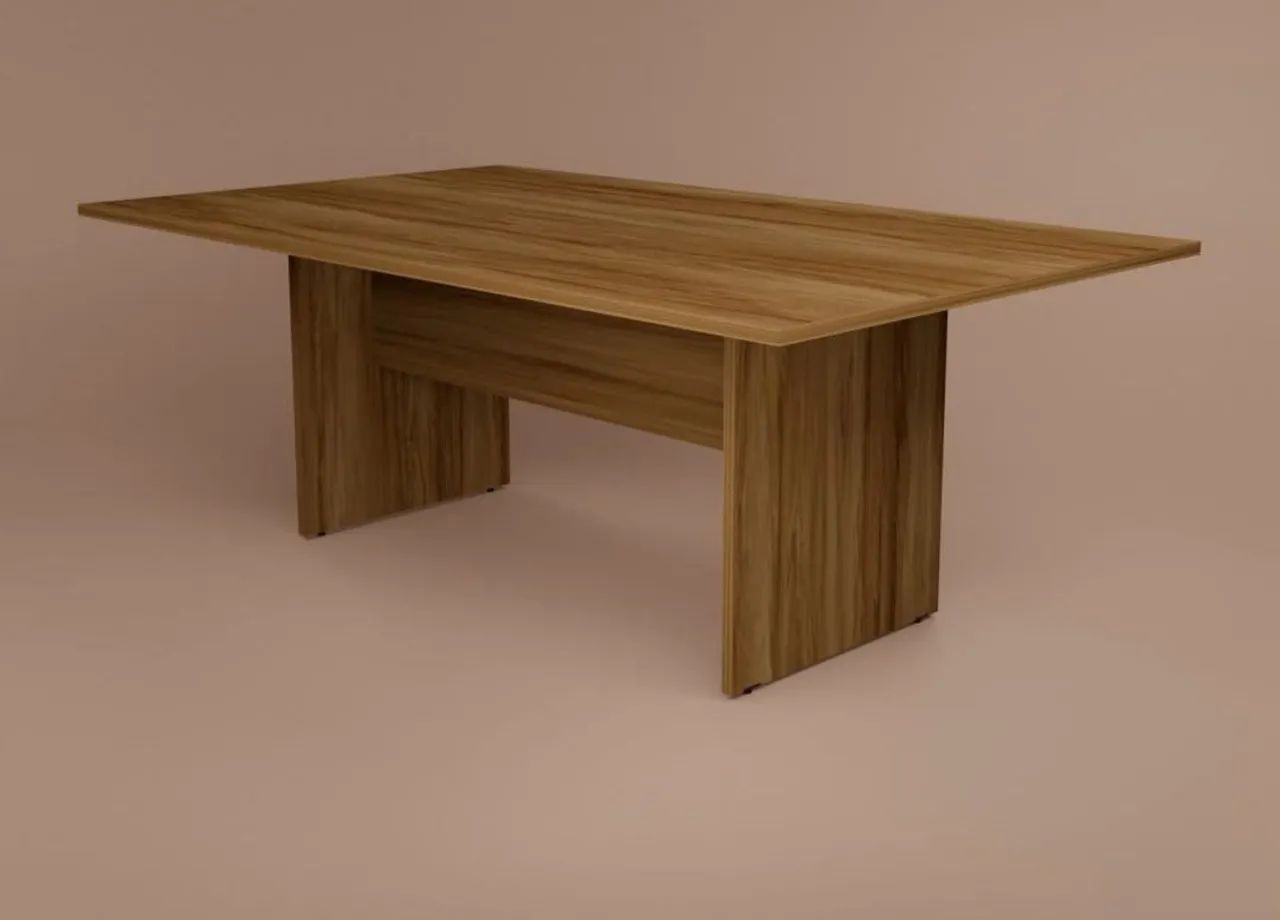 Mesa de reunião  em Madeira
