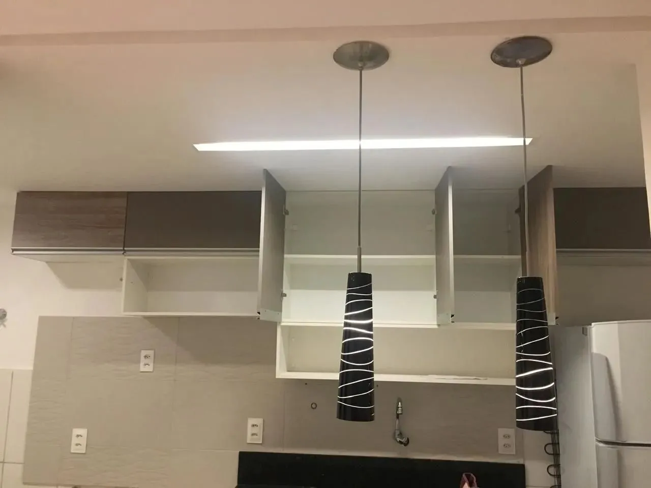 Alugo Apartamento 2/4, Nascente, Piscina, planejados, Estacionamento, elevador em Lauro de