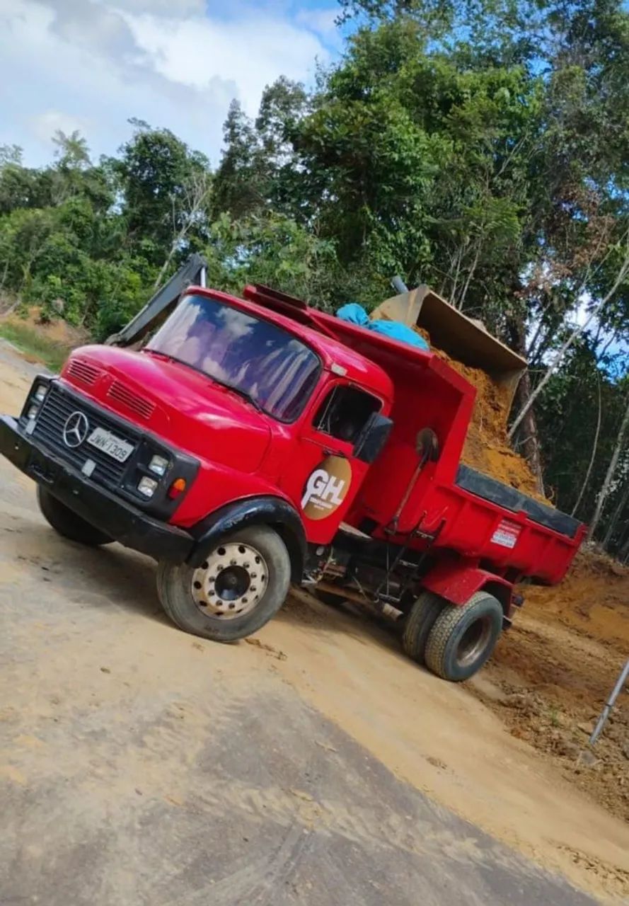Serviços com retroescavadeira e caçambas - Foto 4