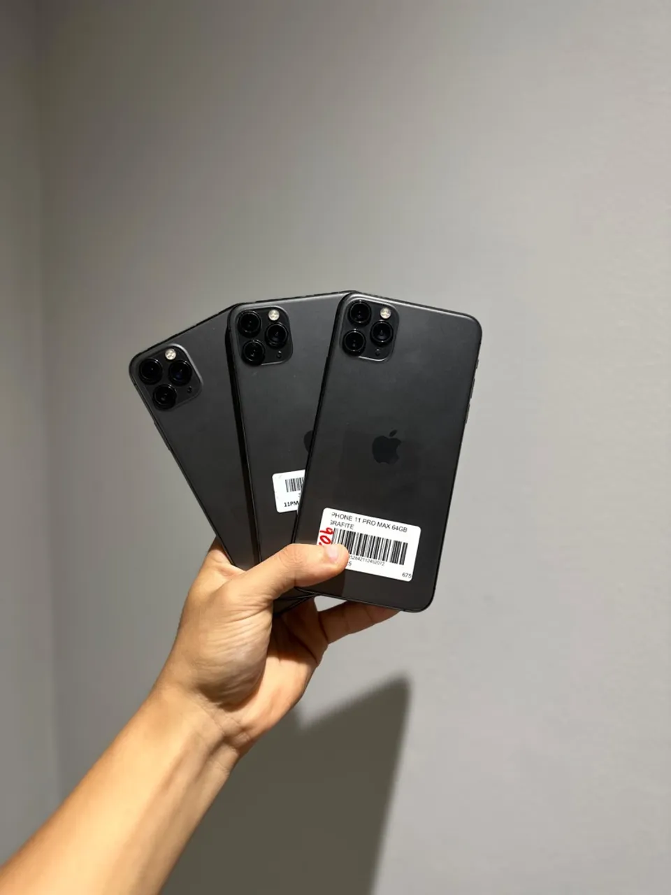 iPhone pro Max 64GB- R$2.200,00