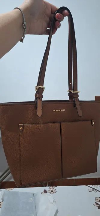 Bolsa Michael Kors caramelo - Foto 5