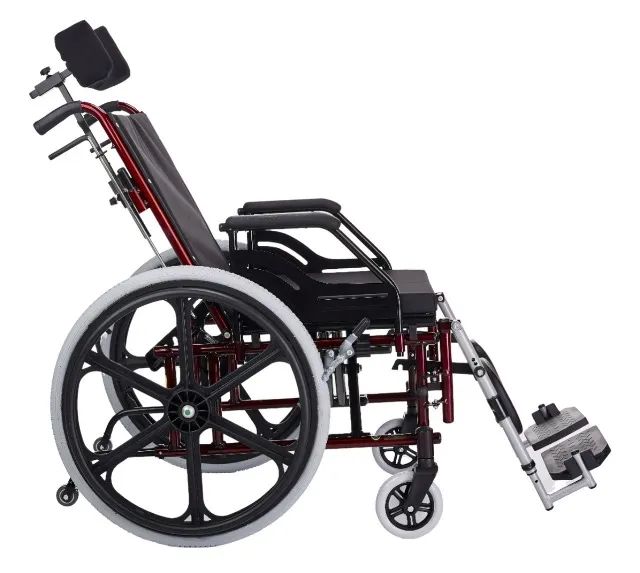 Cadeira de rodas inclinável - pouco usada - Foto 2